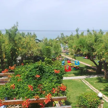 Fiore Beach Studios